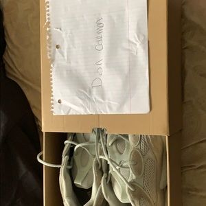 Yeezy 500 salts